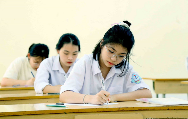 Read more about the article Sáp nhập tỉnh, thành, đề thi tốt nghiệp THPT 2025 có thay đổi không?